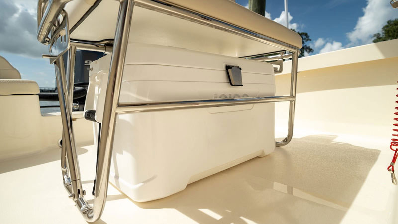 leaning post on the scout 188 sportfish fishing boat